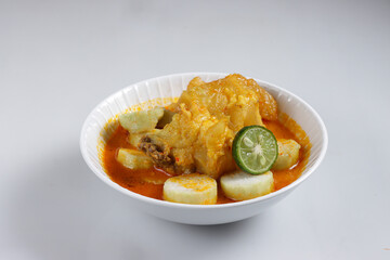 Lontong Kikil is Traditional Indonesian Food from Surabaya Jawa Timur, Made From Beef Legs and Rice Cake.