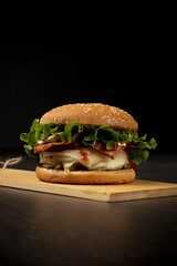 CHICKEN BURGUER CLASSIC