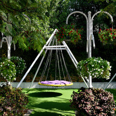Dubai Miracle Garden is  world's largest natural flower garden,  150 million flowers of different...