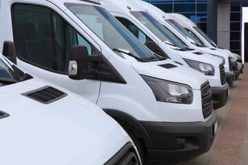 Minibuses and vans outside - 634821029