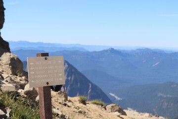 Mt Rainier National Park hiking path sign