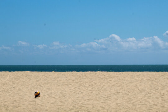 beach volleyball