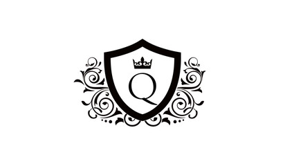 CROWN LUXURY LOGO Q