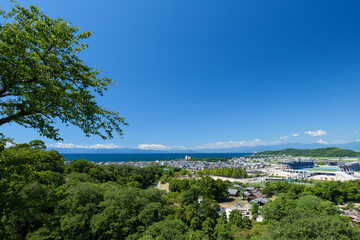 夏の彦根城からの眺め　滋賀県彦根市