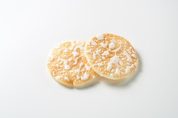 煎餅　白背景イメージ