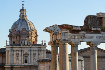 Fototapeta na wymiar Ruines du Forum Romain à Rome