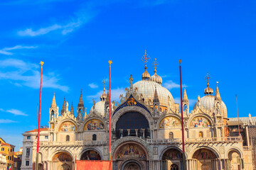 Fototapeta na wymiar Patriarchal Cathedral Basilica of Saint Mark (Basilica di San Marco) in Venice, Italy