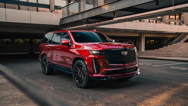 Seattle, WA, USA
August 15, 2023
Escalade V series