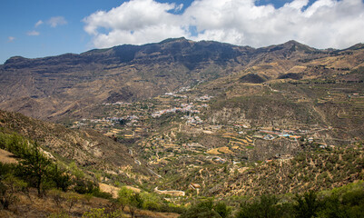 Fototapeta na wymiar Tejeda, one of the most beautiful towns in Spain. The village is surrounded by mountains, Gran Canaria, Spain