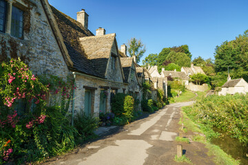Fototapeta na wymiar Bibury village in Cotswold, England
