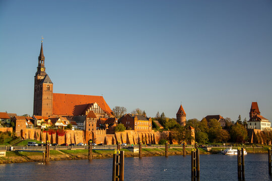 Tangerm&uuml;nde am Morgen, Sachsen-Anhalt, Deutschland