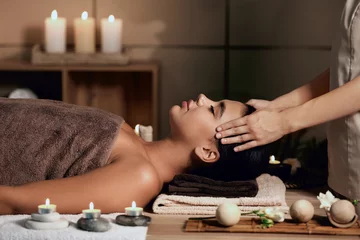 Fotobehang Massagesalon Beautiful woman receiving spa massage in salon