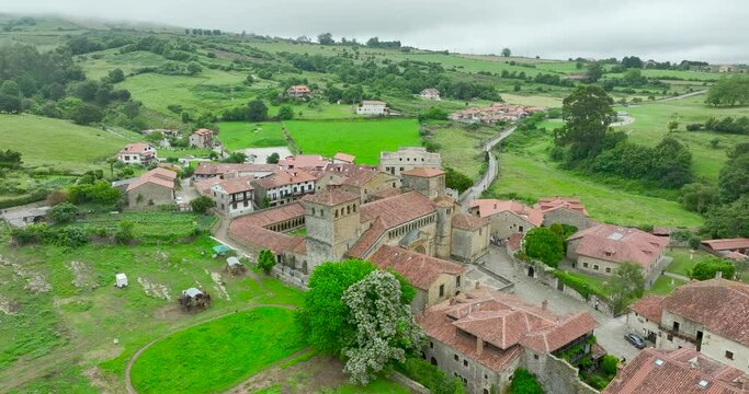 Colegiata church of Santa Juliana in Santillana del Mar