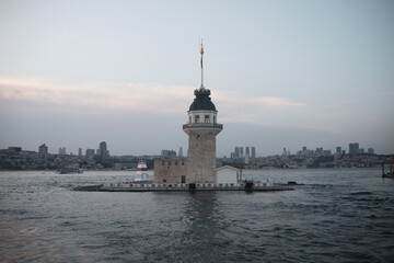Fototapeta premium Maiden's Tower in Istanbul, Turkey