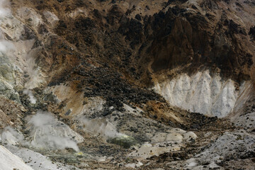 荒々しい日本の活火山　恵山