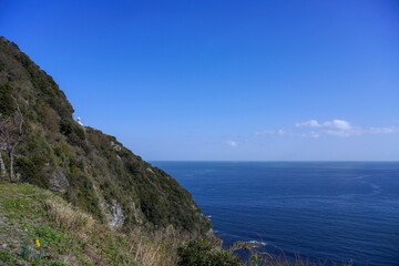 Fototapeta premium 経ヶ岬展望台から見た断崖絶壁と紺碧の日本海のコラボ情景＠京都