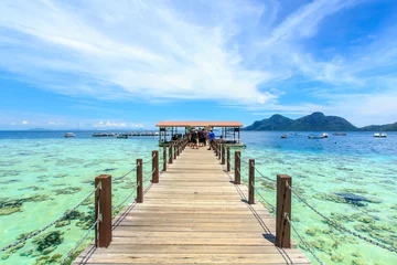 Fototapeten Corals reef and islands seen from the jetty of Bohey Dulang Island, Sabah, Malaysia. © Yusnizam Yusof