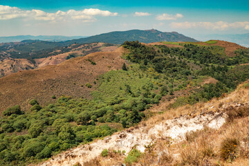 Fototapeta na wymiar Scenic mountain landscapes at Mbeya Paek in Mbeya Mountain Range, Tanzania