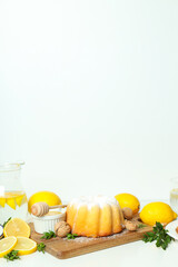 Obraz na płótnie Canvas Tasty bake food concept - delicious lemon cake