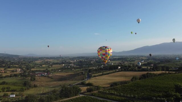 Mongolfiere in volo sull'Umbria