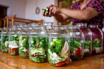 A simple and quick way to pickle tomatoes for the winter: interesting recipes for preparing canned...