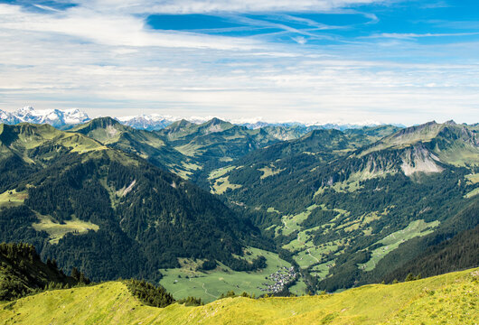 Blick vom Diedamskopf im Bregenzerwald, Österreich