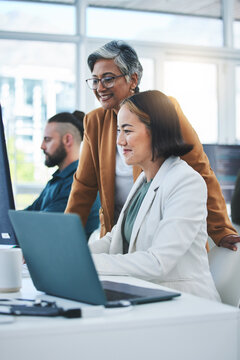 Help, manager and employees with advice, coaching and code with trading, corporate training and mentor. Business people, supervisor or worker with pc, coding and database with programmer and training