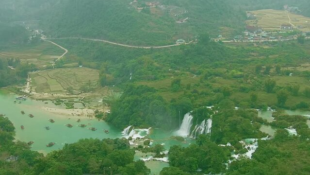 Detian Waterfall in Guangxi, China