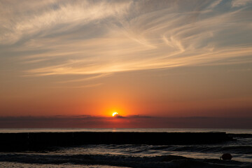 Fototapeta na wymiar Zachód Słońca Nad Morzem
