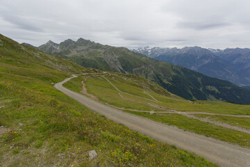 Sommets au-dessus de Fiss