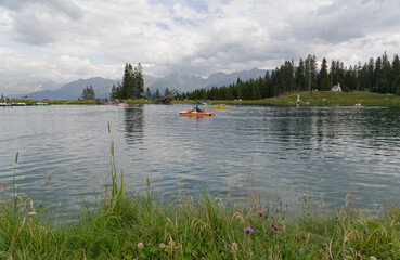 Lac de H&ouml;g dans les Alpes
