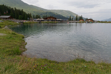 Lac de Hög dans les Alpes