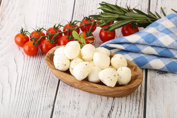 Mozzarella cheese balls in the bowl