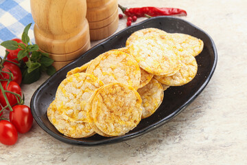 Natural organic grain rice chips