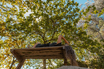 Relajado tomando fotos