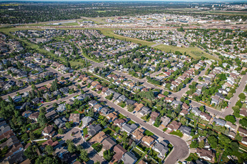 Obraz na płótnie Canvas Erindale neighborhood of Saskatoon, Saskatchewan