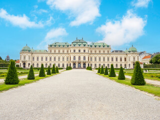 Fototapeta na wymiar August 5, 2023, Vienna, Austria, view of the Belvedere Palace from the lower park