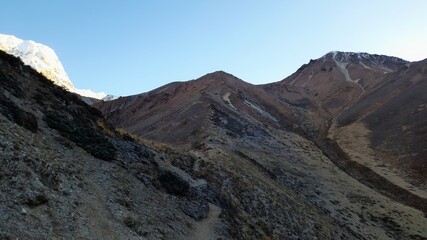 Naklejka premium langtang tsergo ri hike