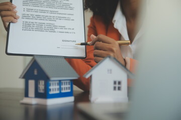buy or sell real estate mortgage, Sale representative offer house purchase contract to buy a house...