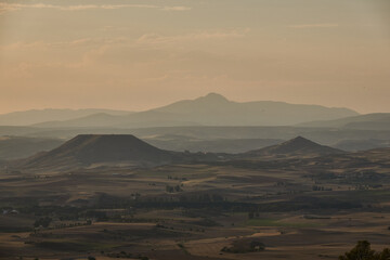 Obraz premium Panoramic views of the Central System from the Alcarria viewpoint in Guadalajara. Castilla la Mancha. Spain