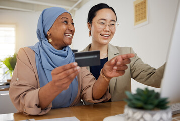 Online shopping, credit card and woman at customer service desk for banking and talking to a consultant. Muslim, asian and professional consulting a customer on rewards purchase on business website - obrazy, fototapety, plakaty