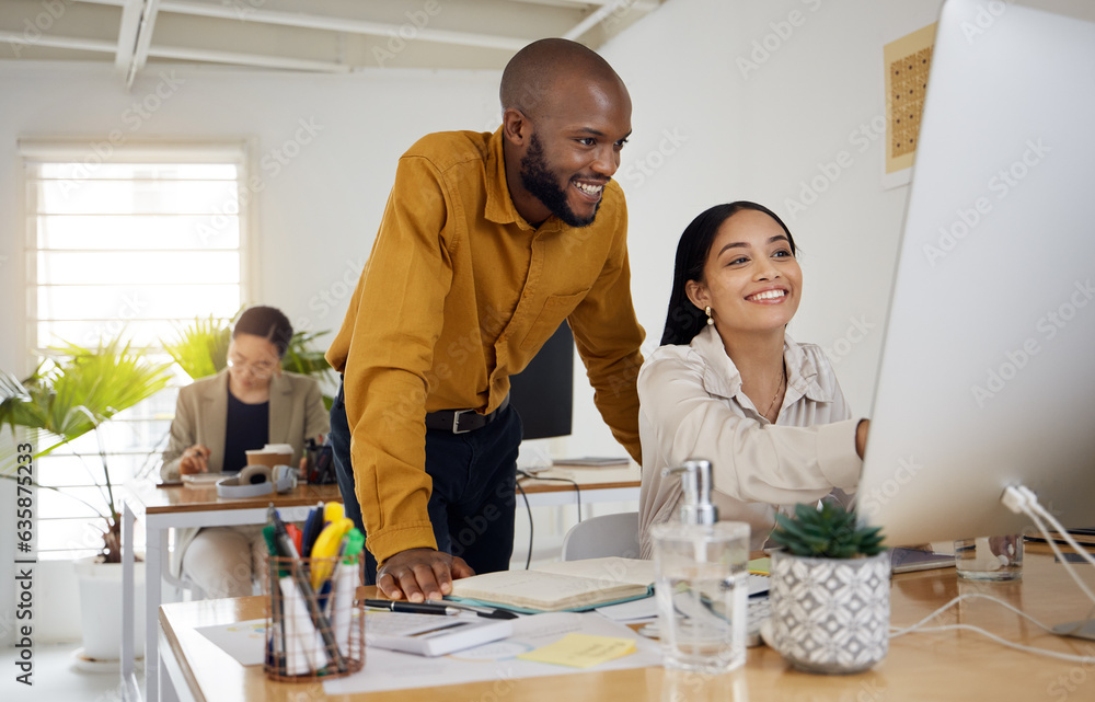 Aufkleber training, consulting and computer with business people in office for creative, planning and coaching