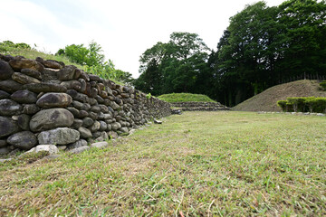 鉢形城　虎口の石積土塁（埼玉県大里郡寄居町）