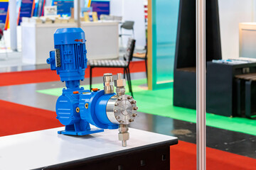 hydraulic diaphragm dosing pump assembly with electric motor and worm gear for conveying or feeding...