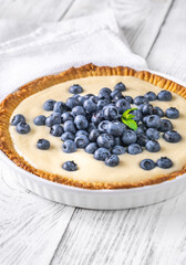 Pie with fresh blueberries