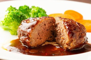 ビーフハンバーグステーキ