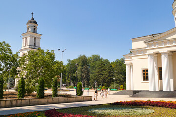 Fototapeta na wymiar church in Chisinau