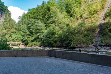 Fototapeta premium Taughannock Falls: Gorge Trail