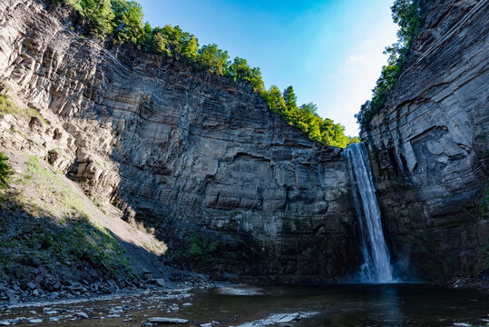 Taughannock Falls: Gorge Trail