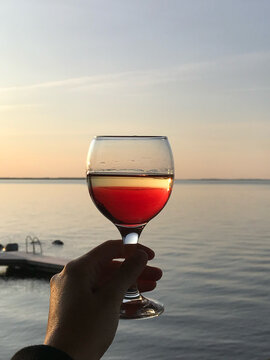 Wine o'clock 
